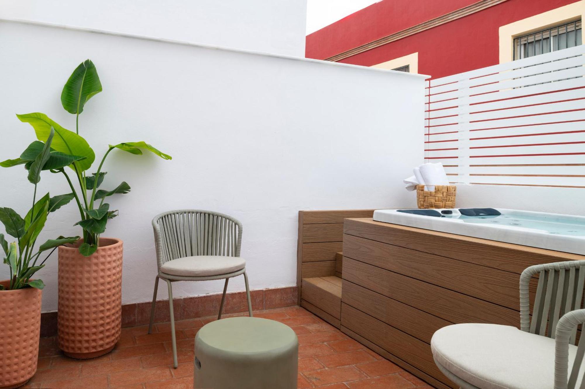 Magno Apartments Santa Clara - Private Terraces With Jacuzzi Sevilla Buitenkant foto